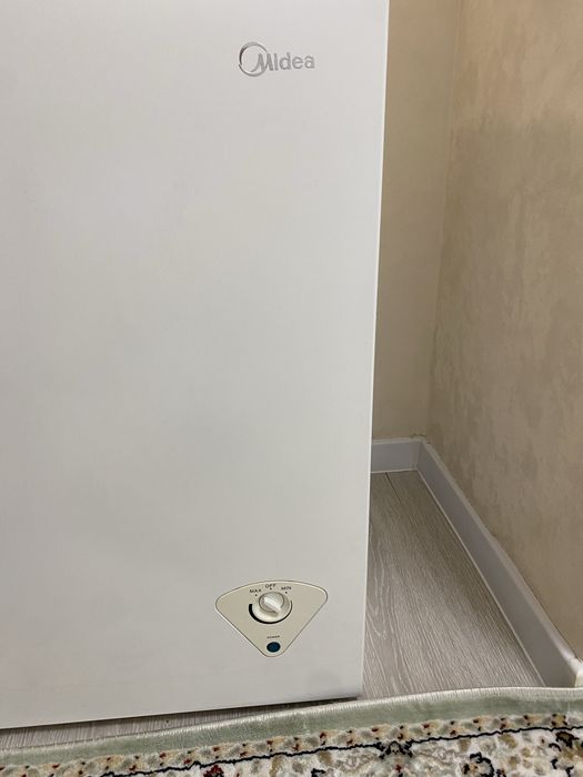 Морозильная камера  203 литра