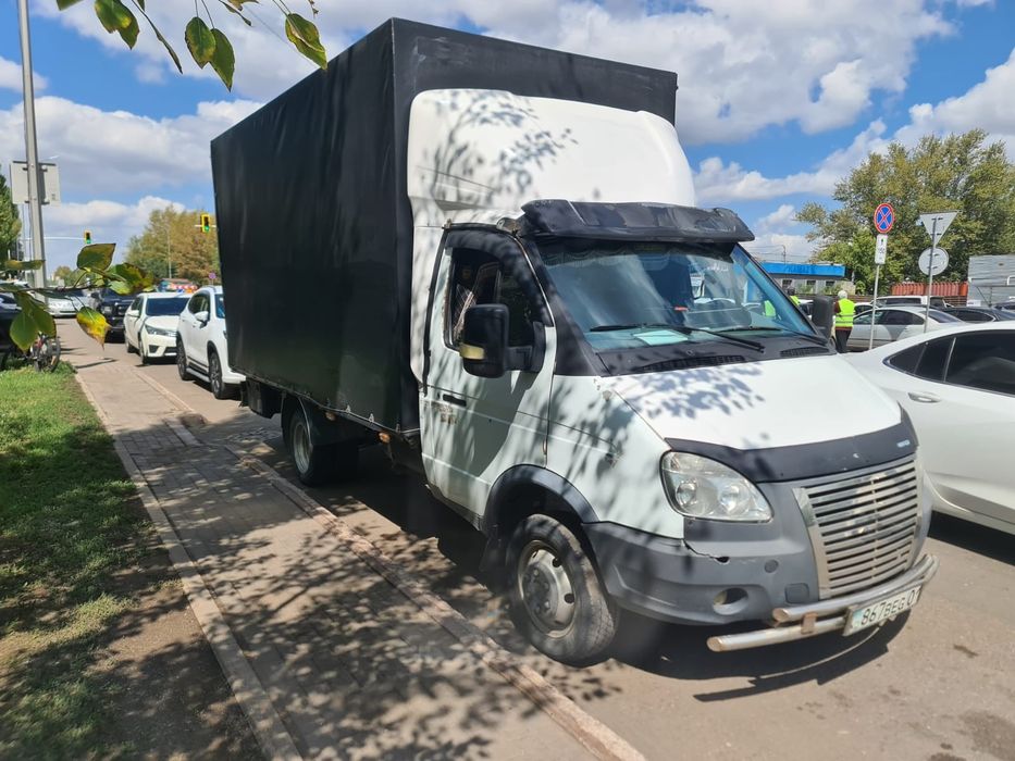 Продаю газиль газ
