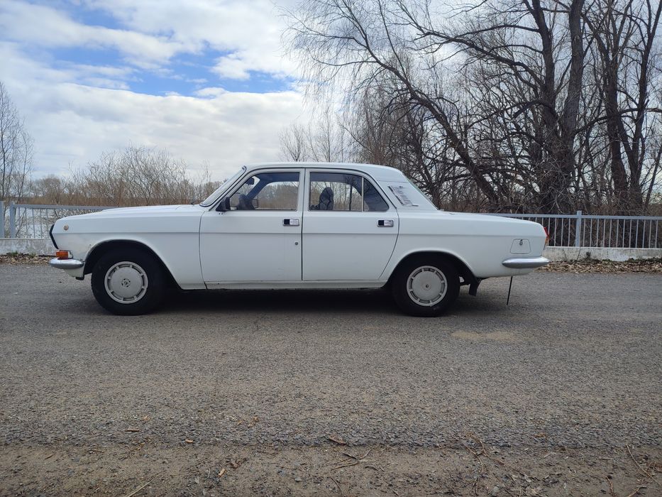 В продаже газ 2410 волга