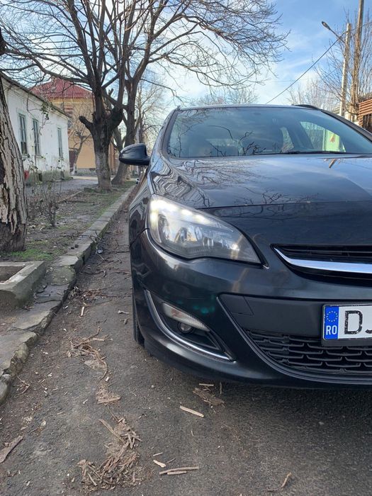 Opel Astra J 1,7 diesel 2013