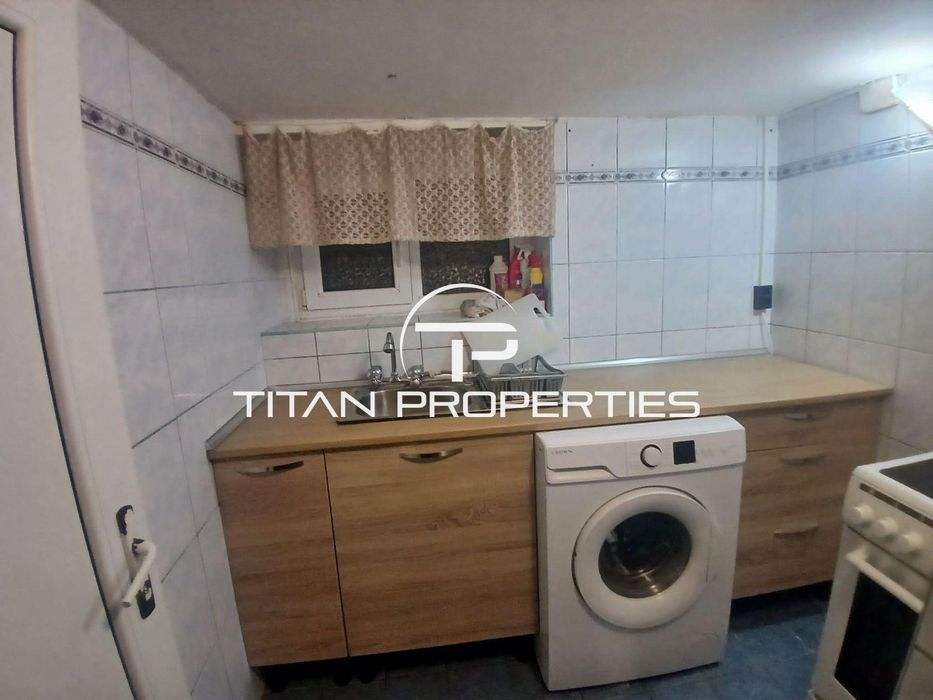 Дава се под наем Едностаен апартамент в Варна, Цветен квартал - 15 кв.м за 178.5 € - Снимка #4