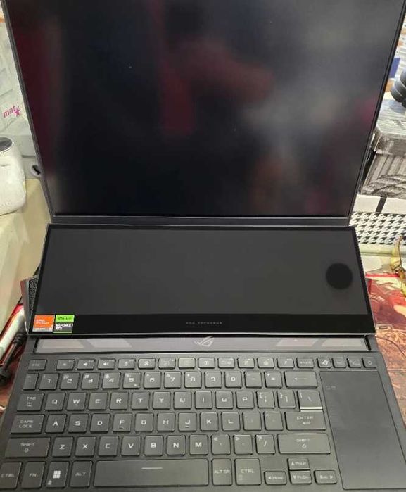 Asus ROG Zephyrus Duo 16 GX650PY 64GB RAM
