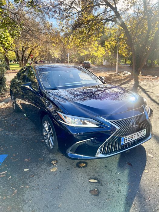 Lexus ES300h Hybrid - interior deosebit bicolor Bucuresti Sectorul 1 ...