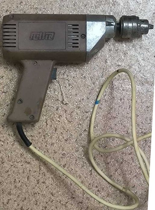 дрель советская 100000 сум