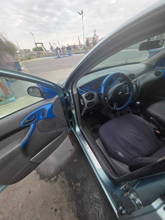 FORD Focus 2000 — imagine 2