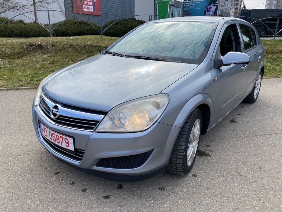Opel Astra H benzina