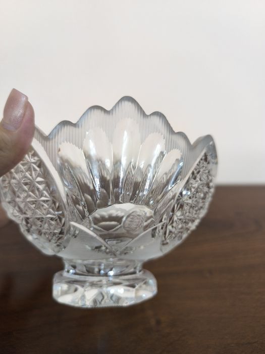 Вазы хрустальные