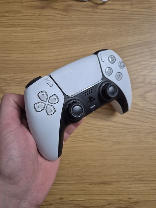 PS5 Controller, White