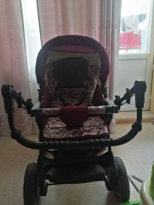 Продам детскую коляску