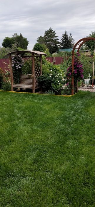 Сдам посуточно коттедж