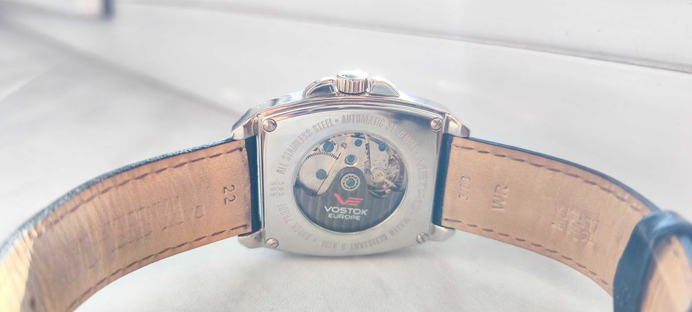 VOSTOK Europe automatic day / nigh 32 jewels Восток автоматик