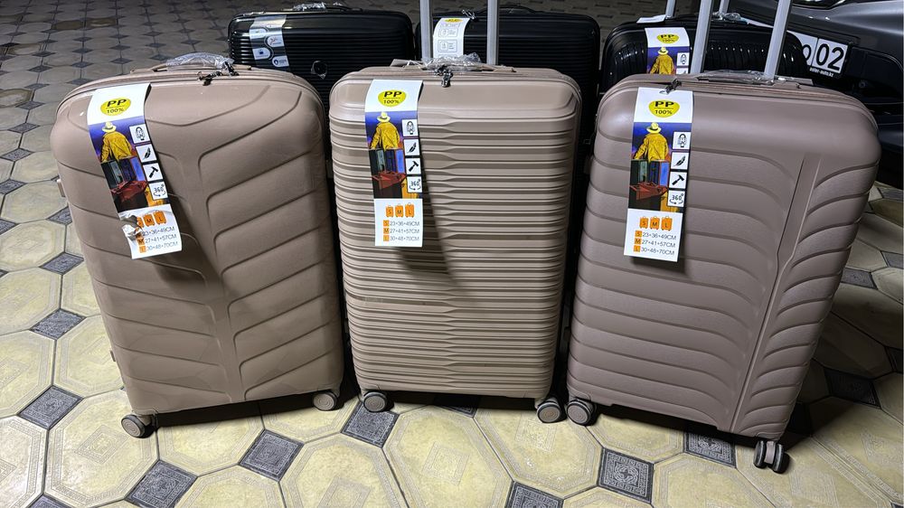 Большие чемоданы на 100л (высота 75 см)