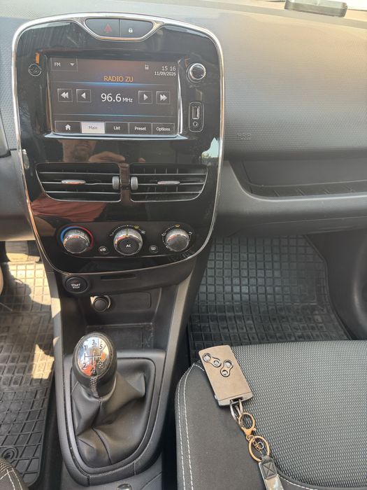 Renault Clio 4   — 1.5 DCI  Break