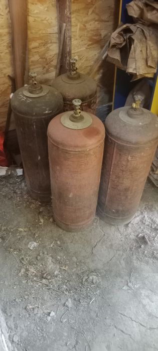 Газовый  балон 4 шт
