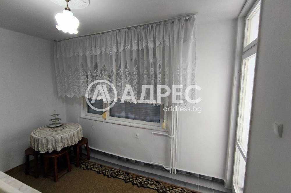 Двустаен апартамент под наем в близост до "Кауфланд"