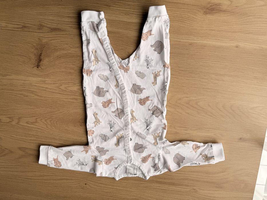 Бебешки пижамки HM