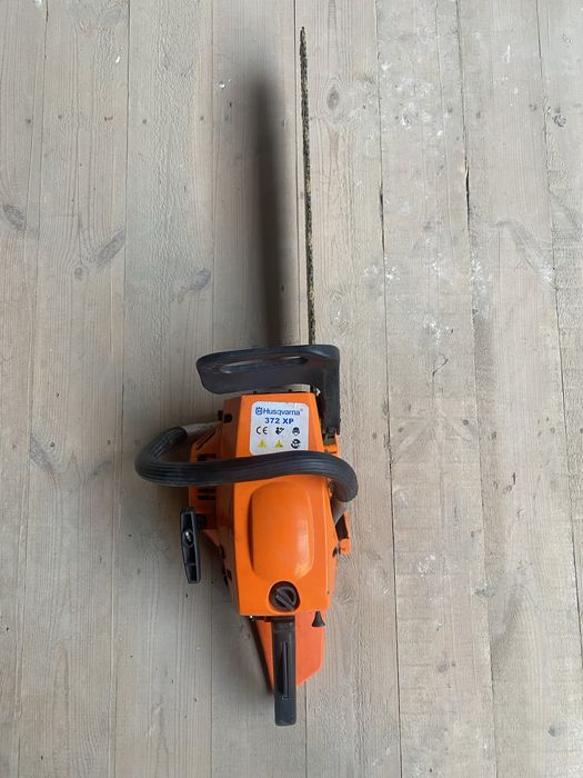 Бензопила Husqvarna