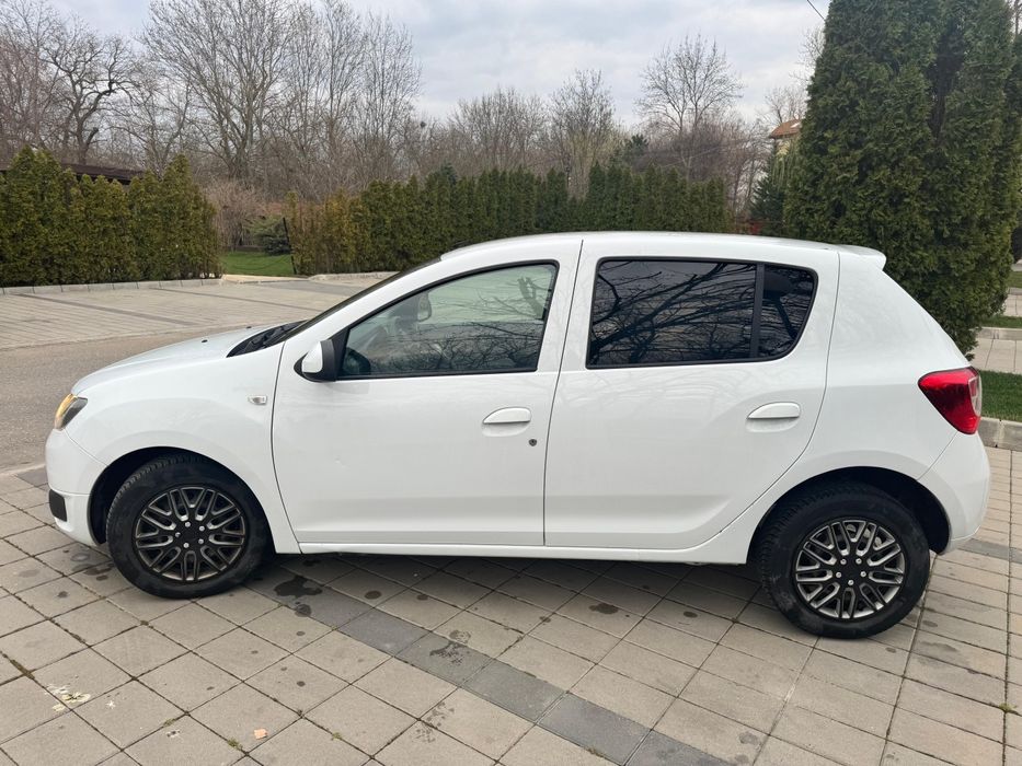 Dacia Sandero 1.5 dci 90cp 2013