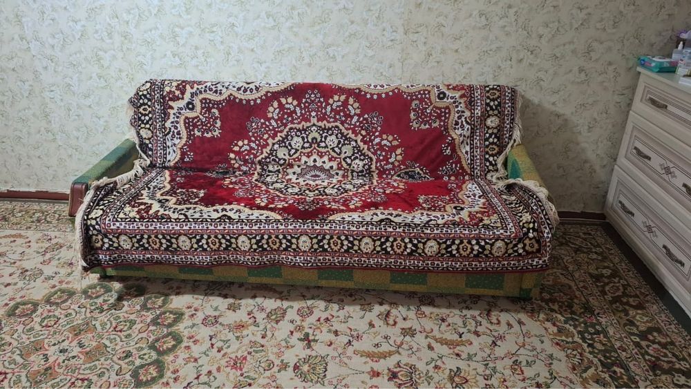 Диван книжка продается