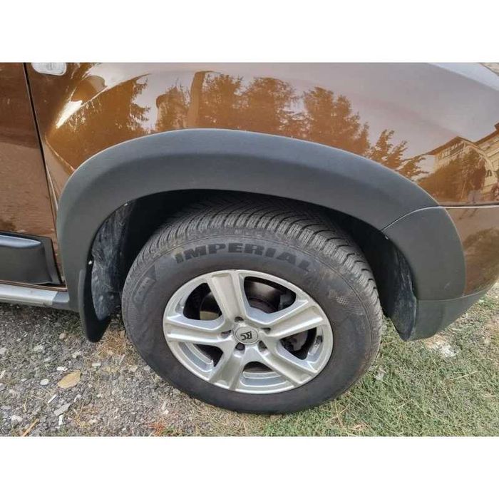 Set 12 Bandouri Laterale Protectii Bara Aripa USI Overfendere DACIA DUSTER I 2010-2017