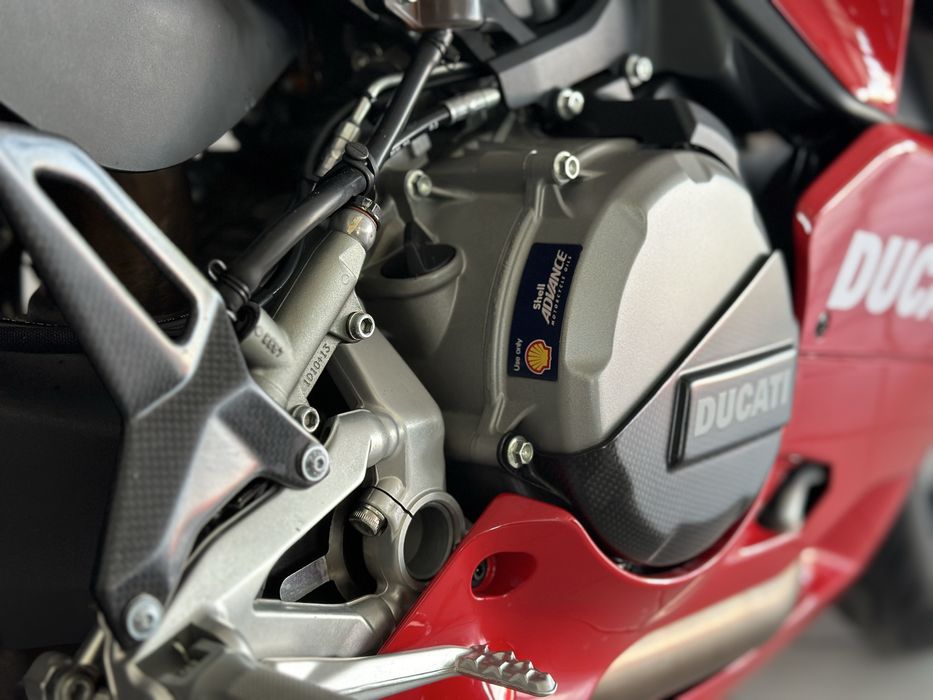 Ducati panigale v2