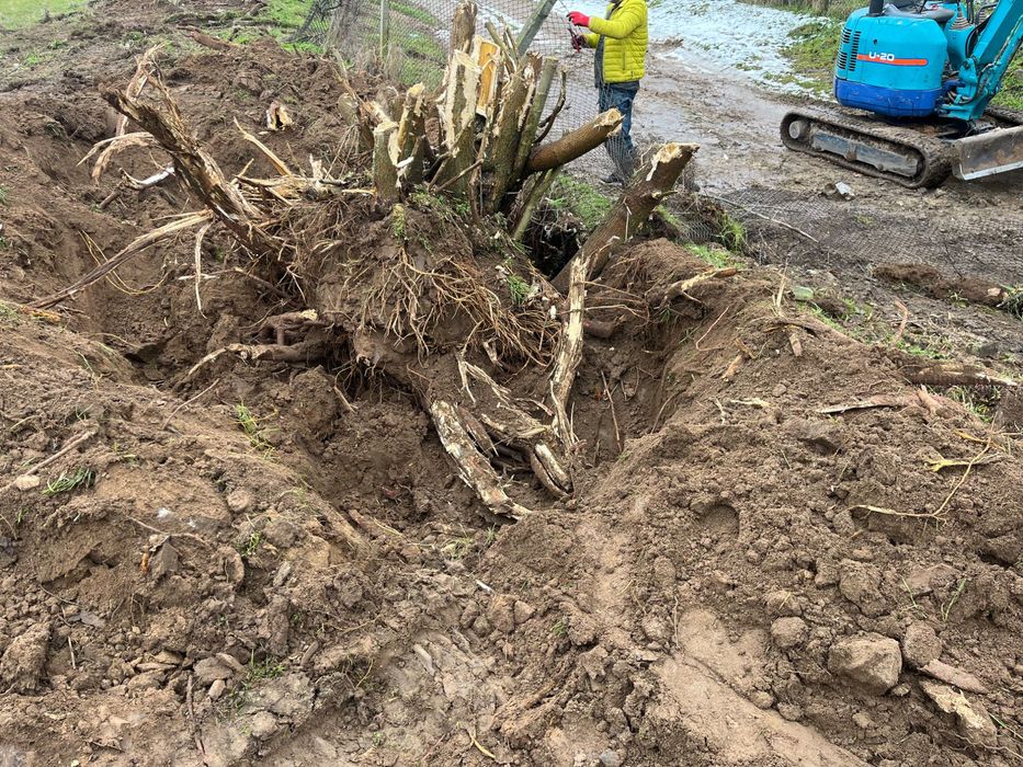 Услуги с мини багер и самосвал