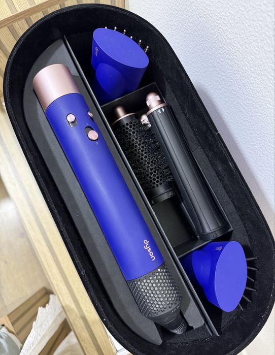Dyson 05 model.
