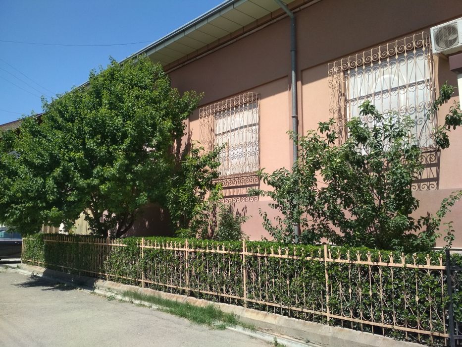 Algaritmda uy sotiladi