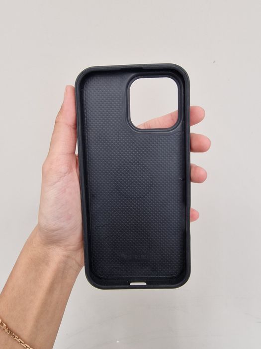 Айфон 16 про макс чехол