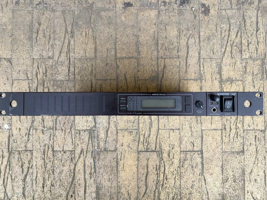 receiver microfon Shure ( linie / voce / instrumente )
