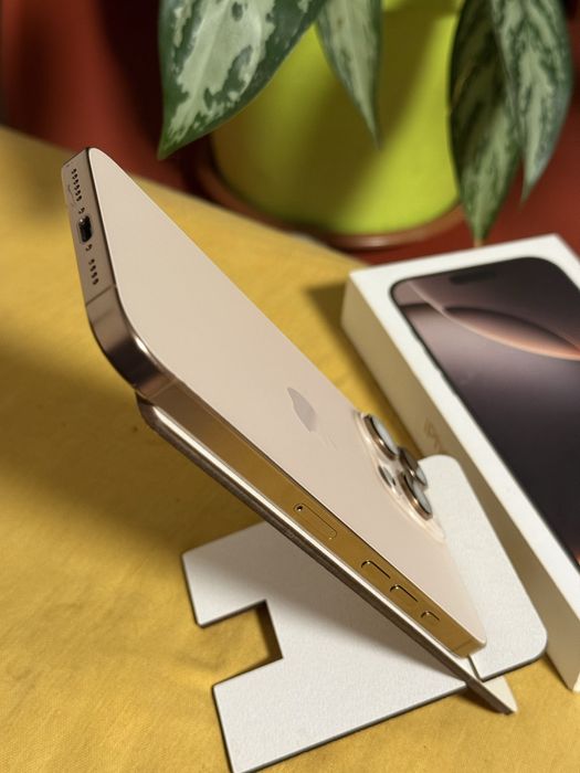 Iphone 16 pro max 1TB емкость 88