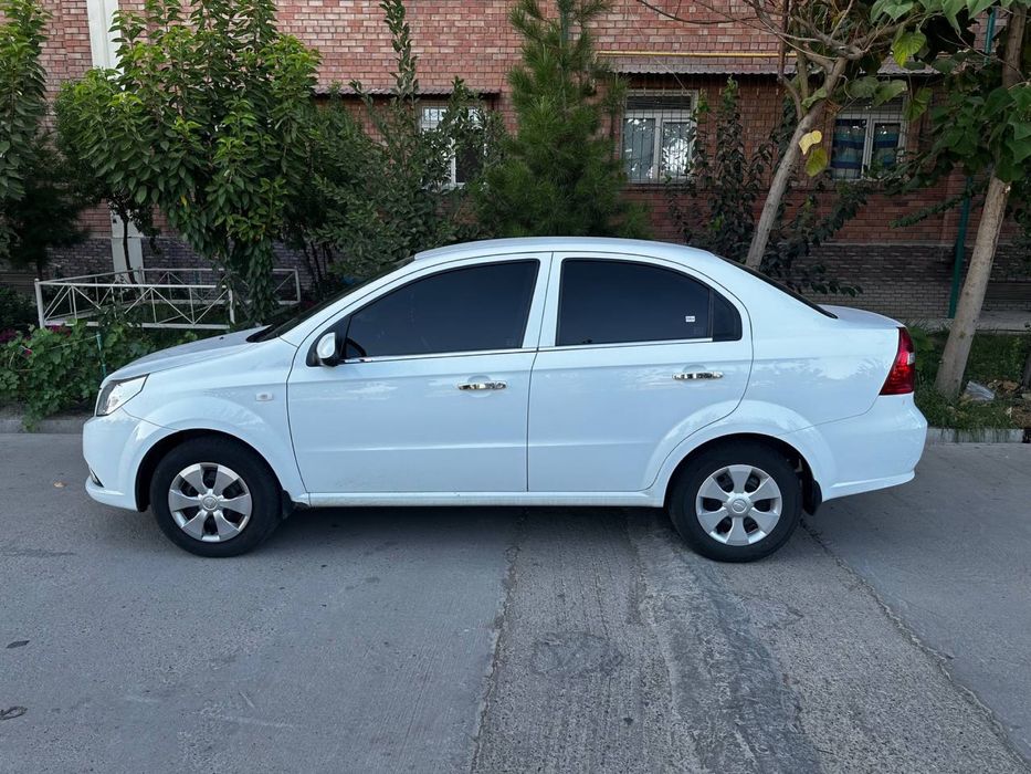 nexia 3 xolati yaxwi pulitlari bor akkuratni xaydalgan 1qol haydalgan