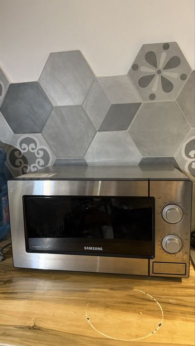 Микроаолновая печь Samsung