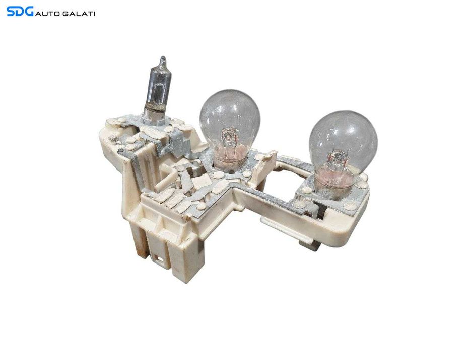 Soclu Suport Bec Becuri de la Stop Lampa Tripla Stanga de pe Haion BMW Seria 3 E90 2004 - 2011 Cod 7183841 [N2699]