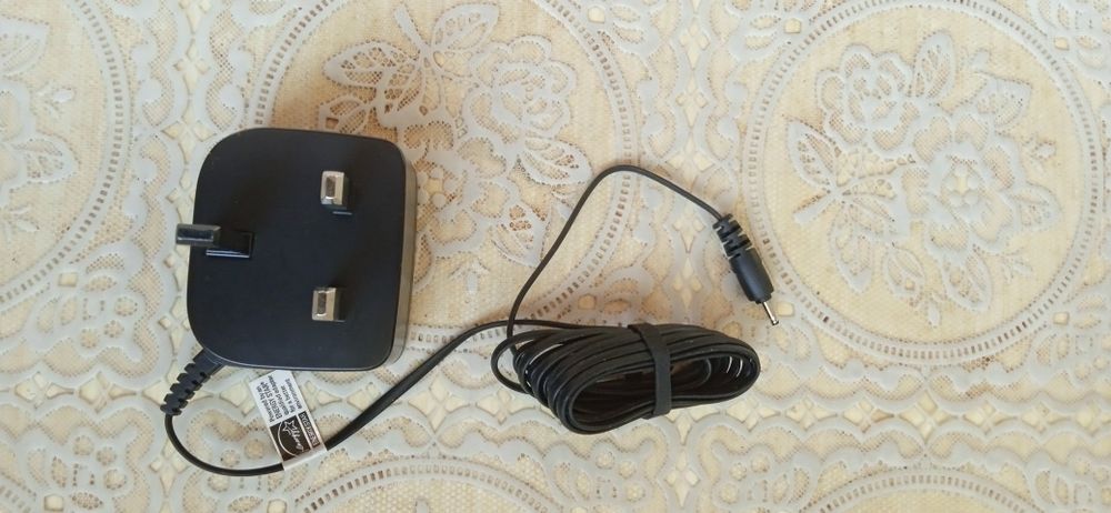 Зарядка для телефона новая