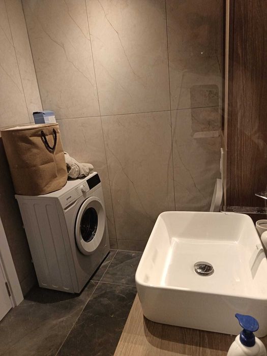 OCAZIE!!! Închiriez apartament în zonă liniștită. ULTRACENTRAL!!!