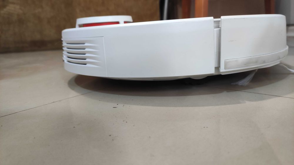 Прахосмукачка робот