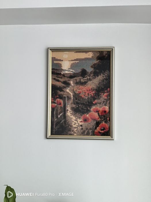 Tablouri cu diamante 5D lucrate manual