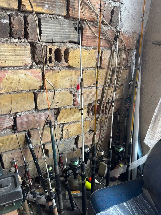 Продавам лодка сепия 2 тутраканка напълно оборудвана