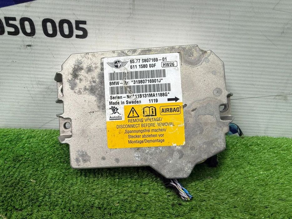 MODUL / CALCULATOR AIRBAG MINI COOPER S R56 LCI 2011 1.6 BENZINA 2010-2013 3 USI Hatchback COD OEM 9807169 980716901 611158000F 2010-2013