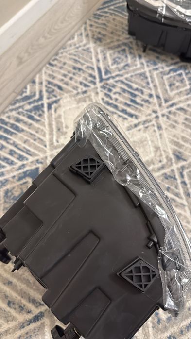 Фары на Shacman X5000