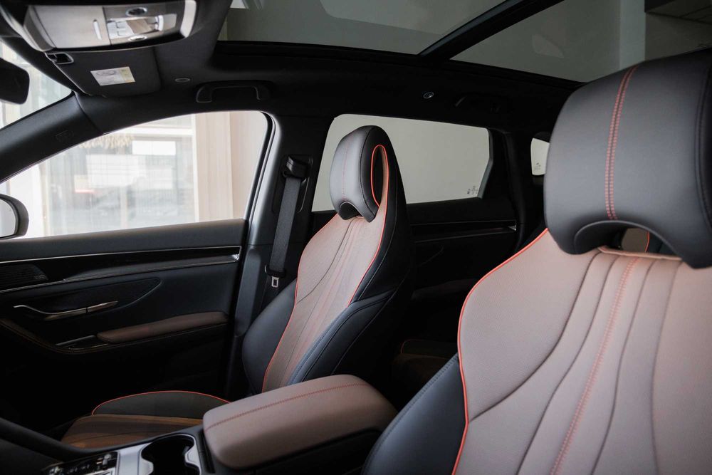 BYD SONG PLUS CHAMPION DM-i ( 110km Flagship)