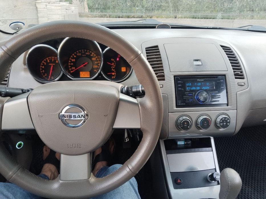 Nissan altima 2004 yil