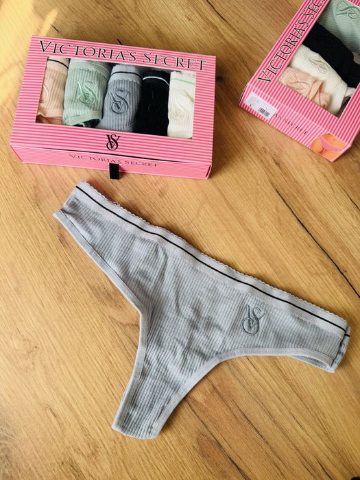 Vand Lenjerie Intima - Victoria's Secret