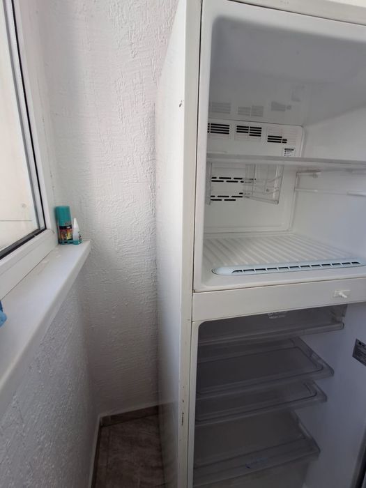 Холодильник LG.