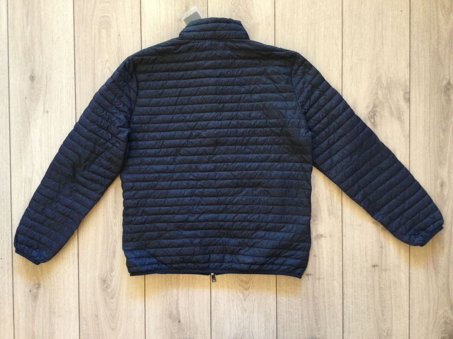 НОВО синьо ултра леко пухено яке EMPORIO ARMANI размер 54 XL от Италия