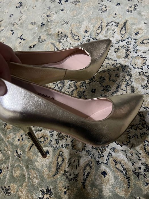 Продам туфли вечерние