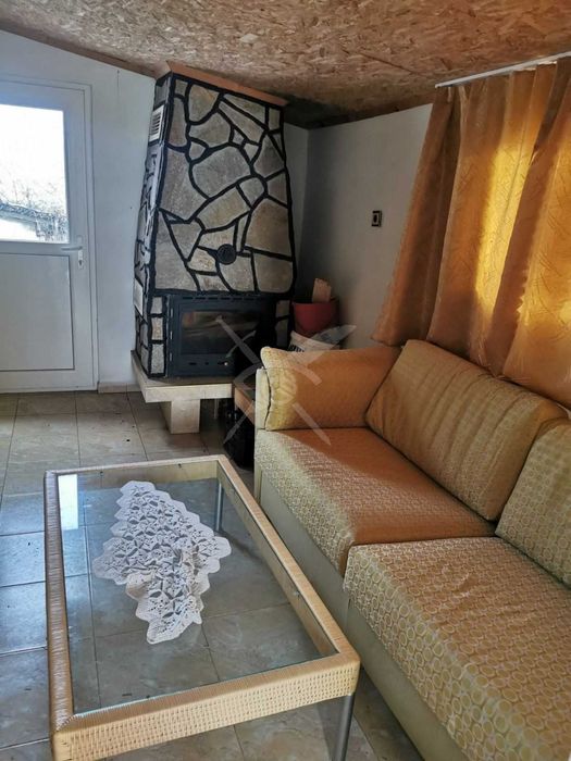 Продава се Къща в с. Варовник, Област Бургас - 140 кв.м за 379 €/кв.м - Снимка #1