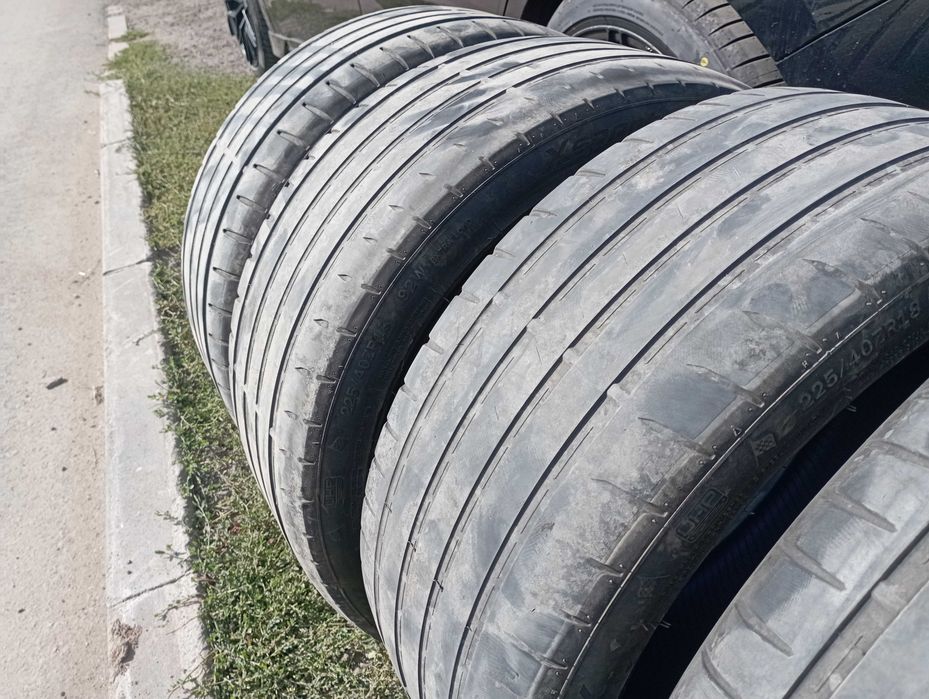 Продам резину 225 /40 r18