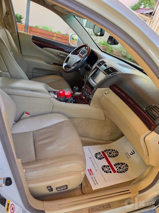 Продам Lexus LS450L